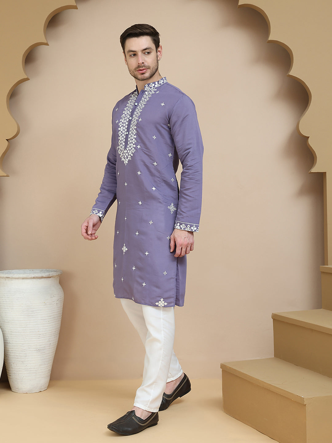 mens embroidered kurta with pyjama