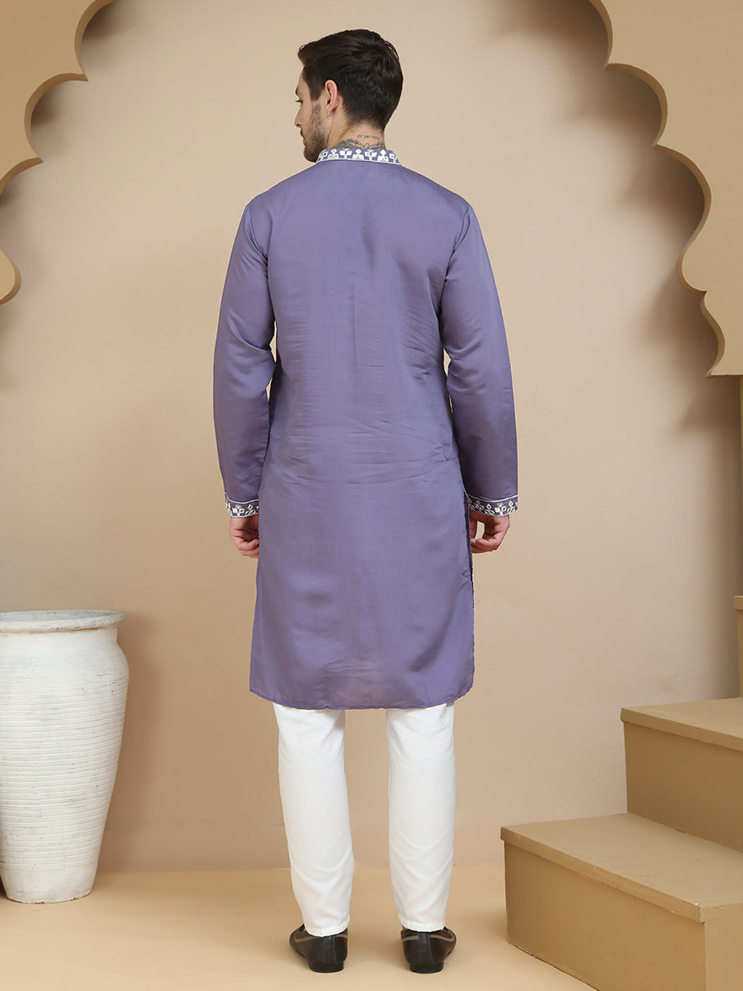 Mens Embroidered Kurta With Pyjama