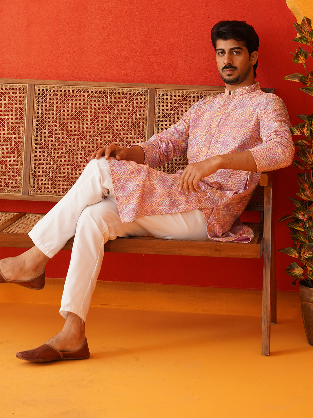 Embroidered Staight Kurta Pajama Set For Men