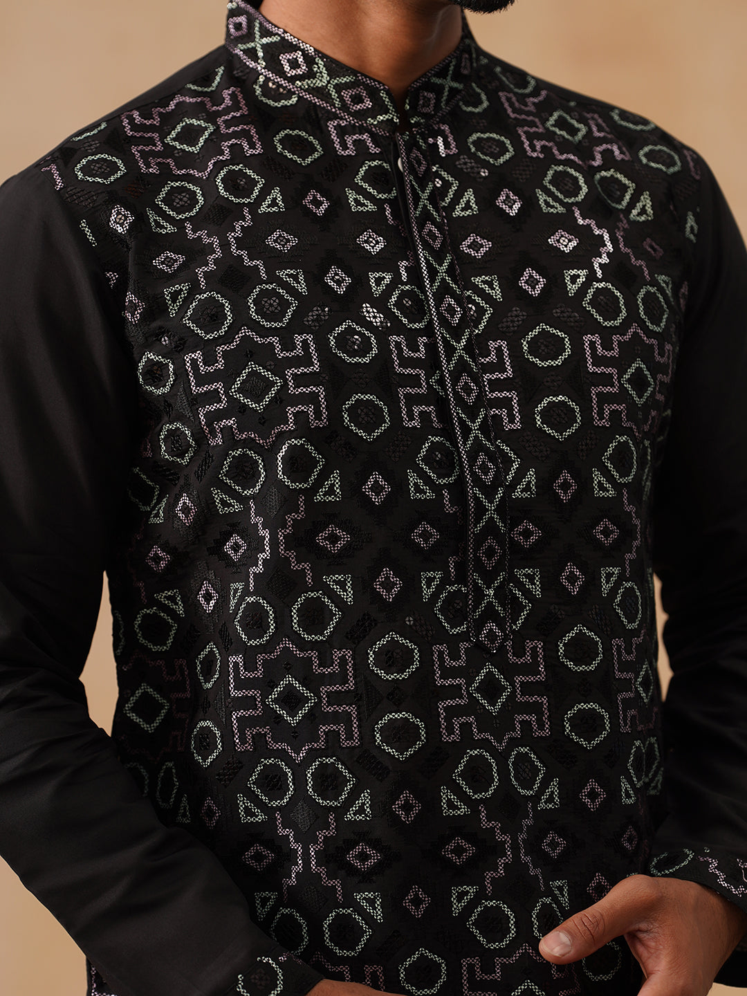 Ethnic Kurta Pyjama Set In Luxurious Silk Blend