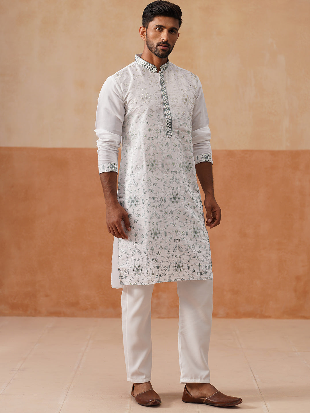 Men S Silk Blend Embroidered Kurta Pyjama Set