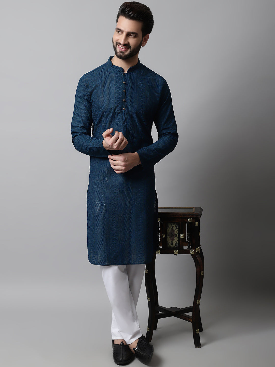 Jompers Mens Embroiderd Kurta Pajama