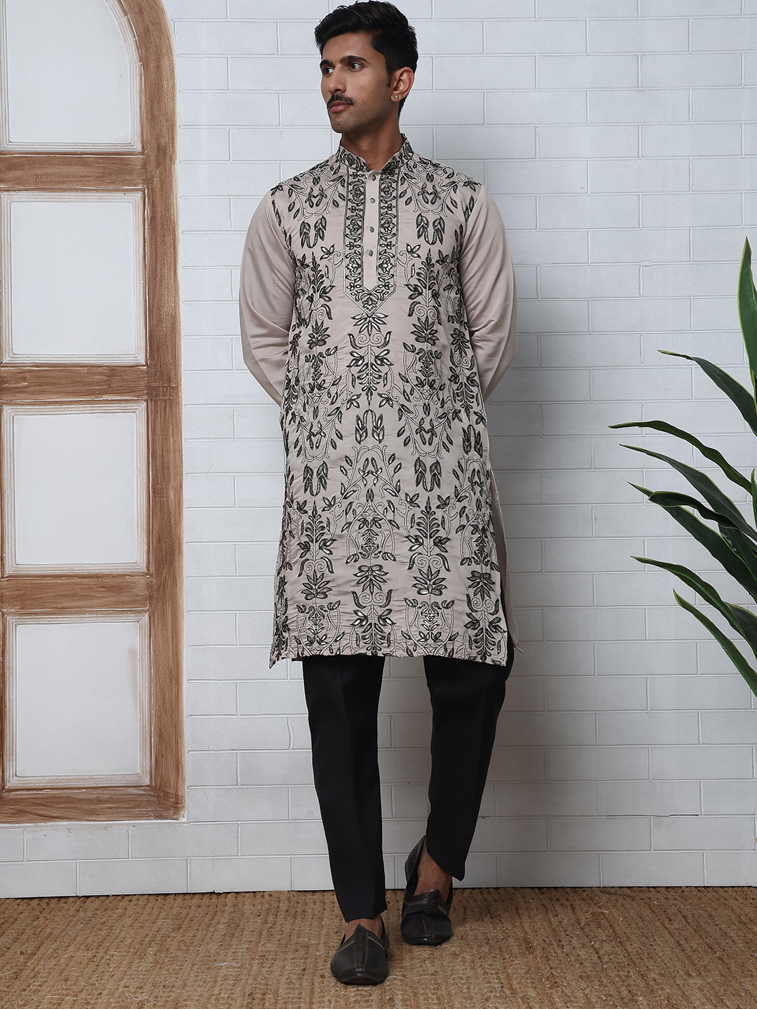 Embroidered Sequins Kurta Set For Men