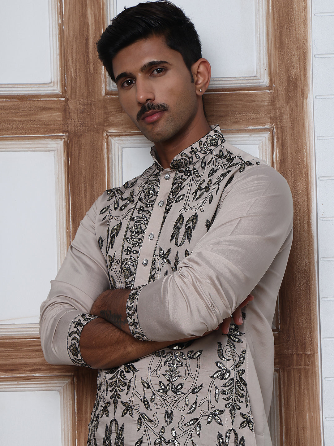 Embroidered Sequins Kurta Set For Men