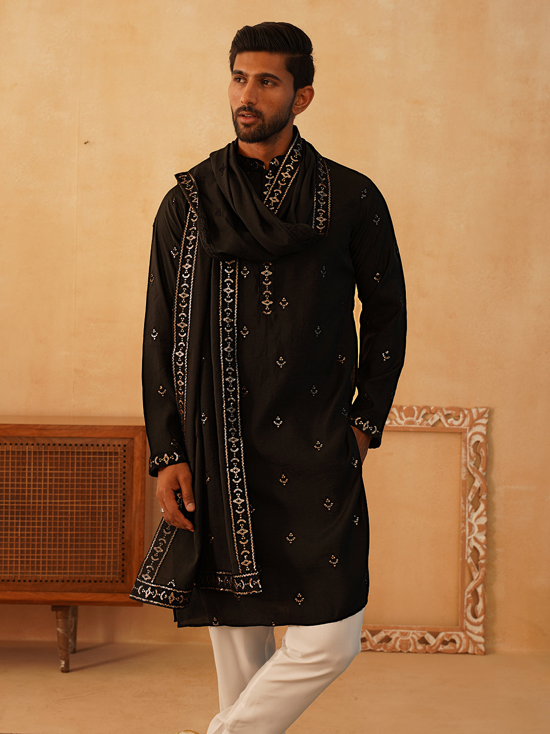 Embroidered Kurta With Dupatta Set For Mend