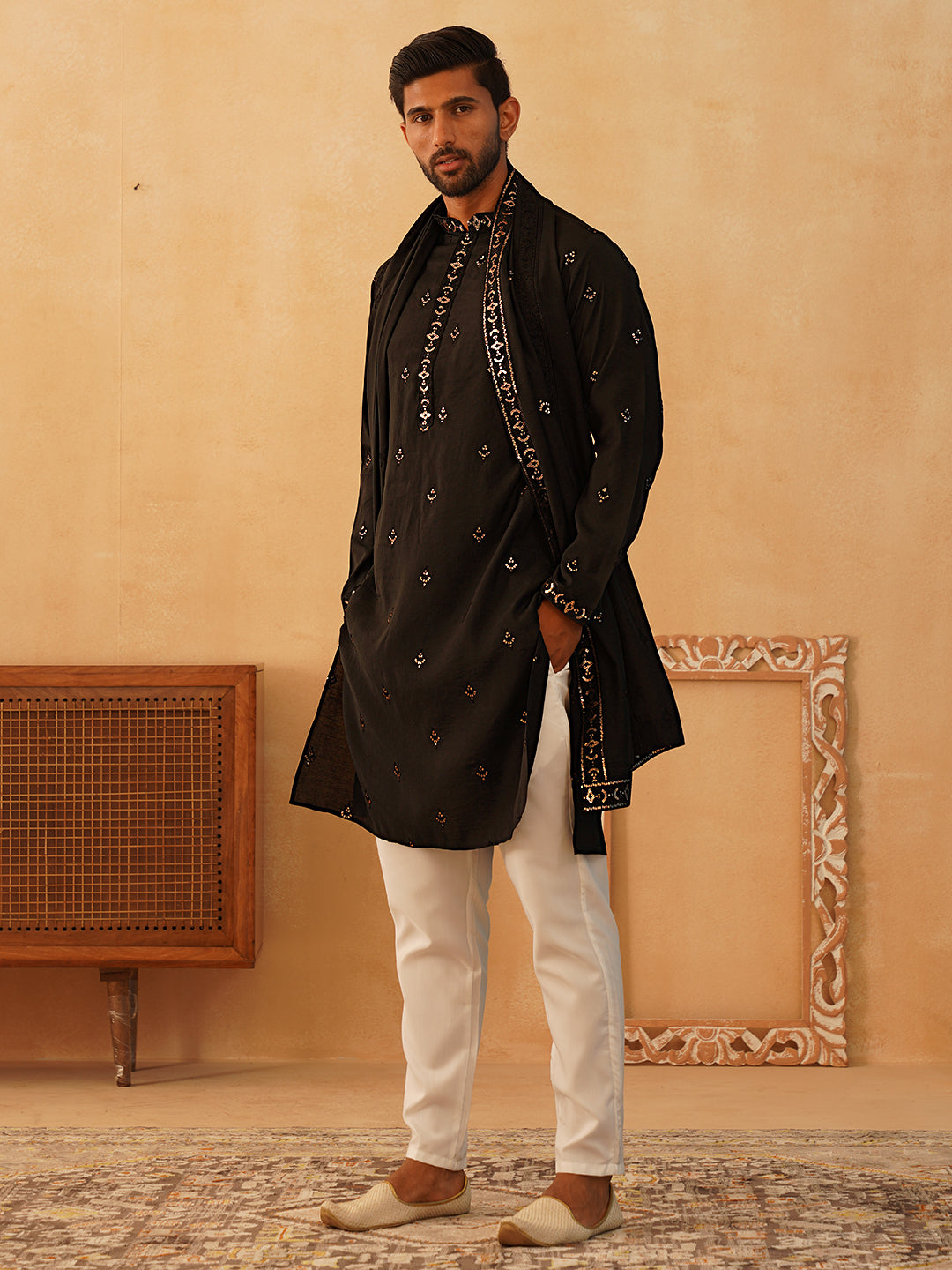 Embroidered Kurta With Dupatta Set For Mend