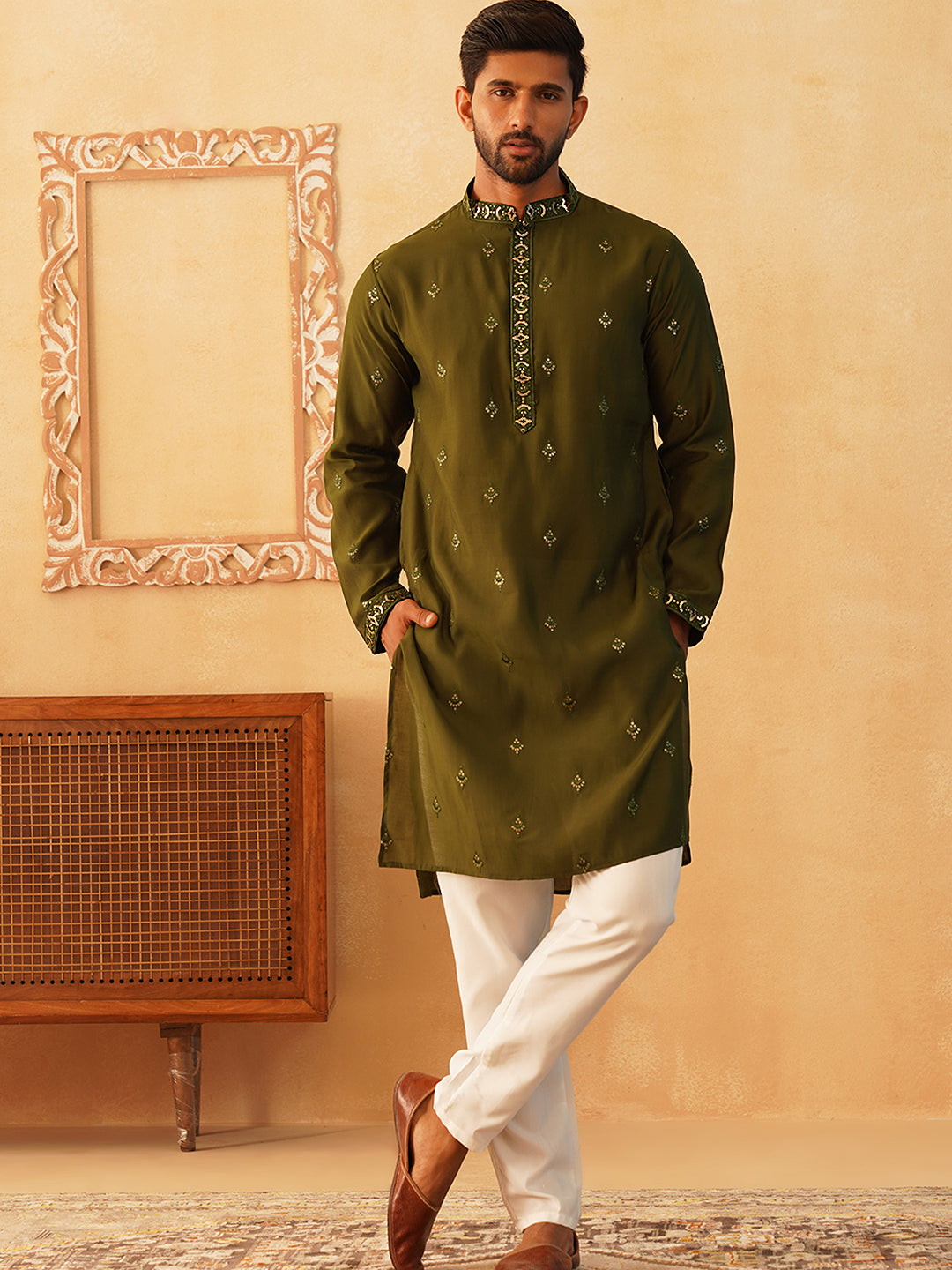 embroidered kurta with dupatta set for men kod