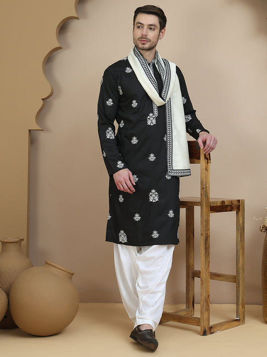 Black Embroidered Kurta Salwar & Dupatta Set, ( JOKP SP-W D 5091 Black )