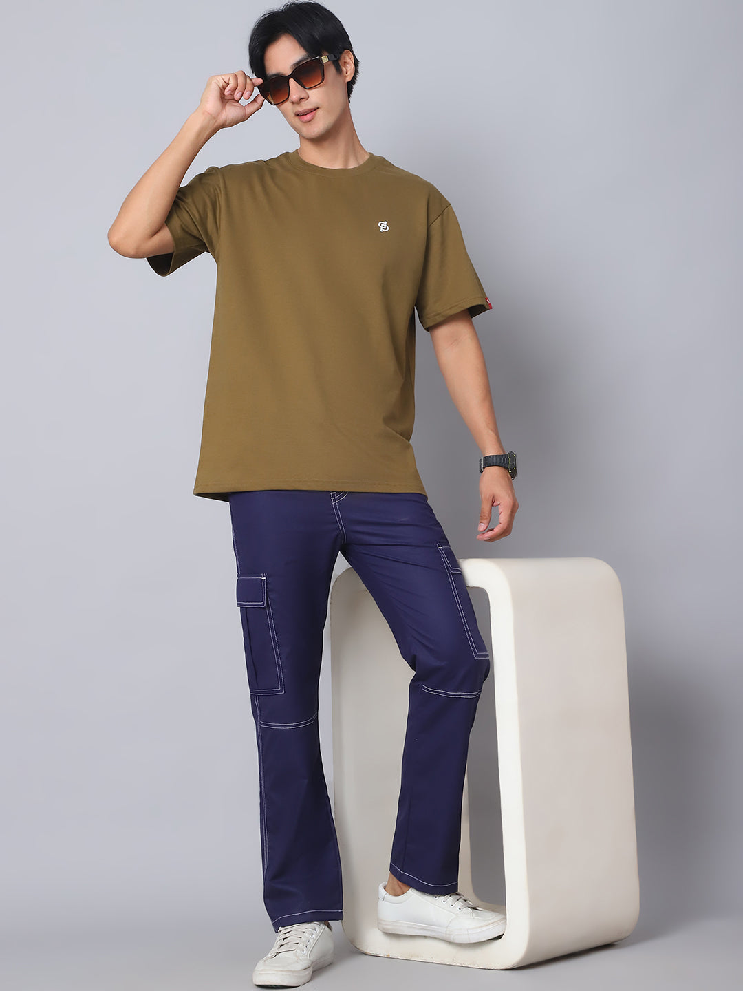 Indian Needle Straight Fit Solid Cargo Trousers For Men