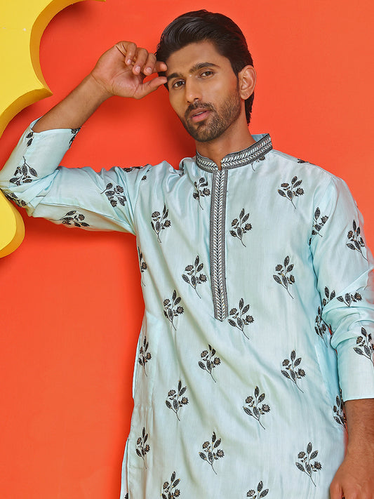 Chikankari Embroidered Kurtas For Men ( KO 5213 Sky )