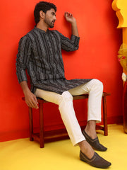 Self Design Straight Kurta For Men ( KO 5232 Black )