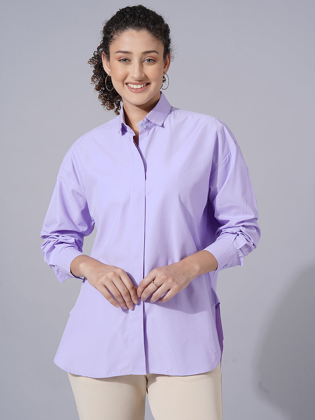 spread collar long sleeves shirt