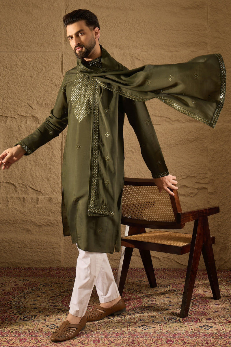 Green Silk Blend Solid Embroidered Straight Kurta with Dupatta MKUD1001