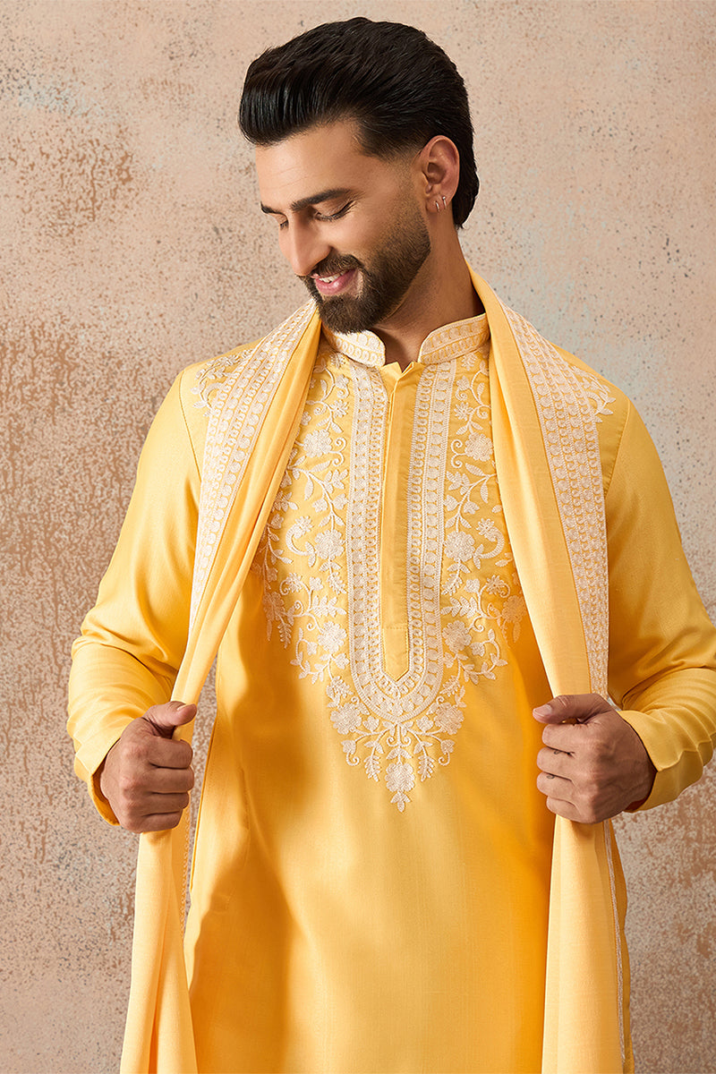 Men Yellow Silk Blend Woven Design Floral Straight Kurta Sets MKPD1037