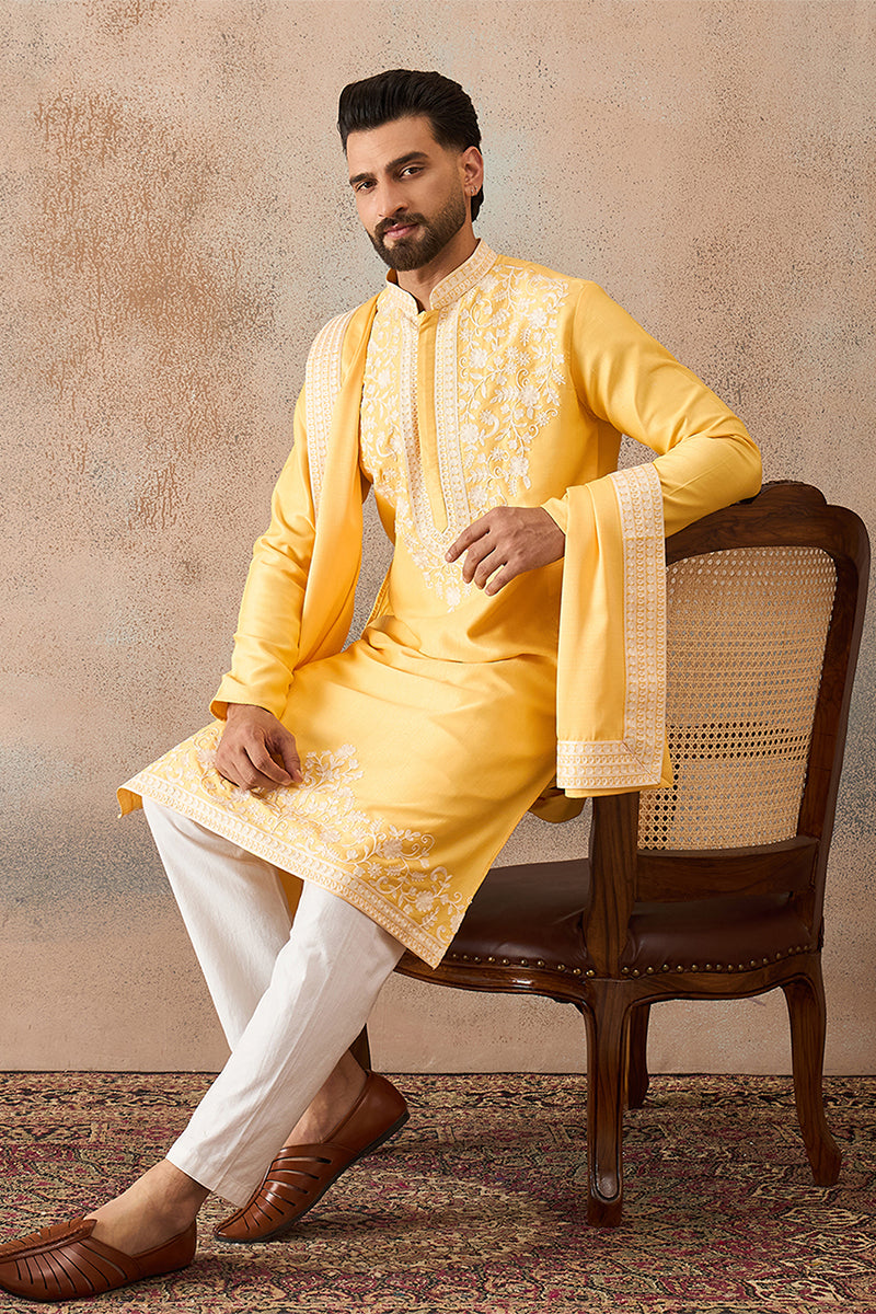 Men Yellow Silk Blend Woven Design Floral Straight Kurta Sets
