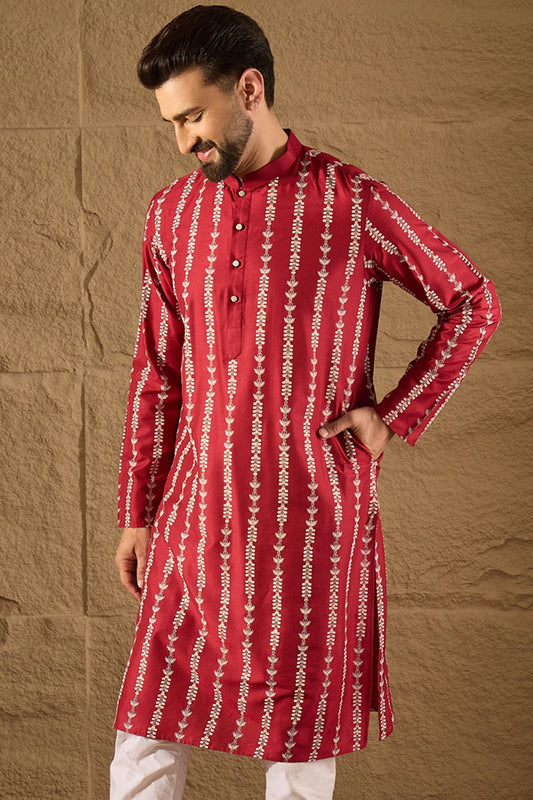 Maroon Viscose Rayon Ethnic Motifs Printed Straight Kurta with Trouser MKSET1278