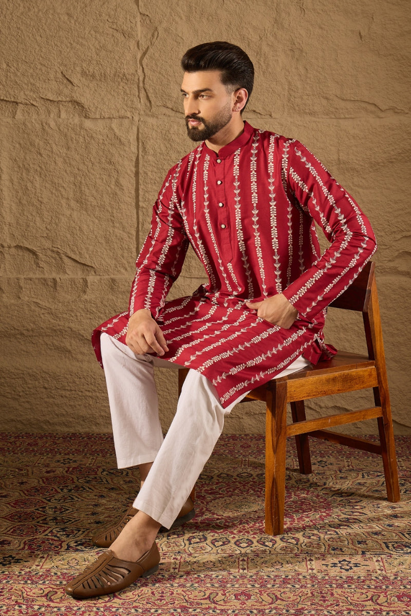 Maroon Viscose Rayon Ethnic Motifs Printed Straight Kurta with Trouser