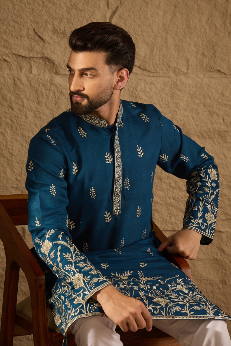 blue vertican solid embroidered straight kurta