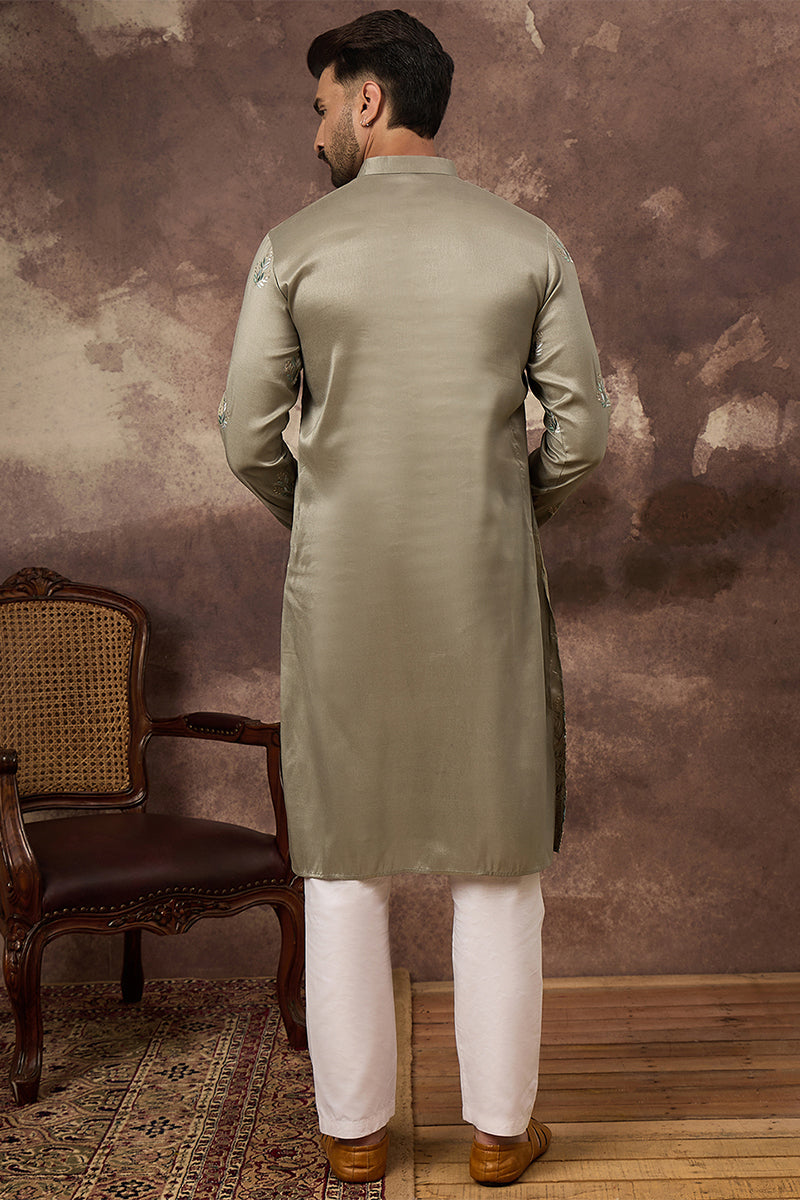 Green Silk Blend Solid Embroidered Straight Kurta