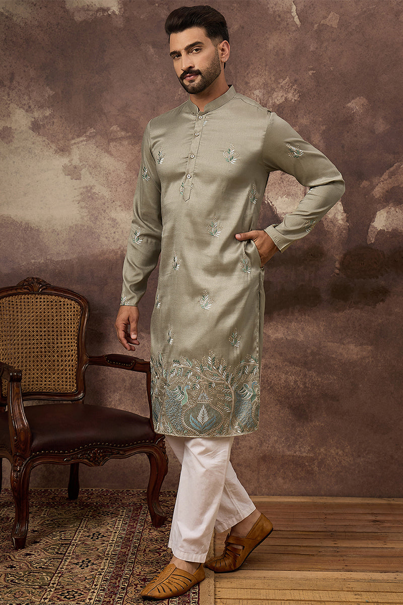 Green Silk Blend Solid Embroidered Straight Kurta