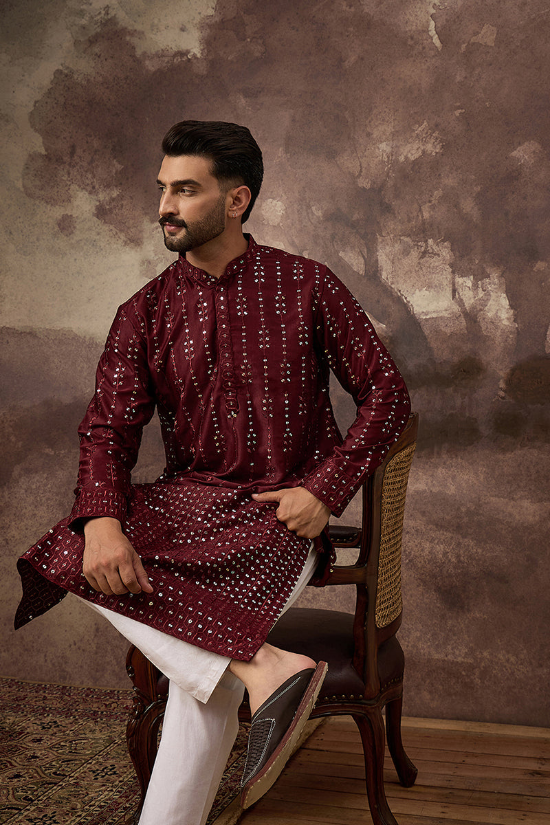 Maroon Silk Blend Solid Embroidered Straight Kurta