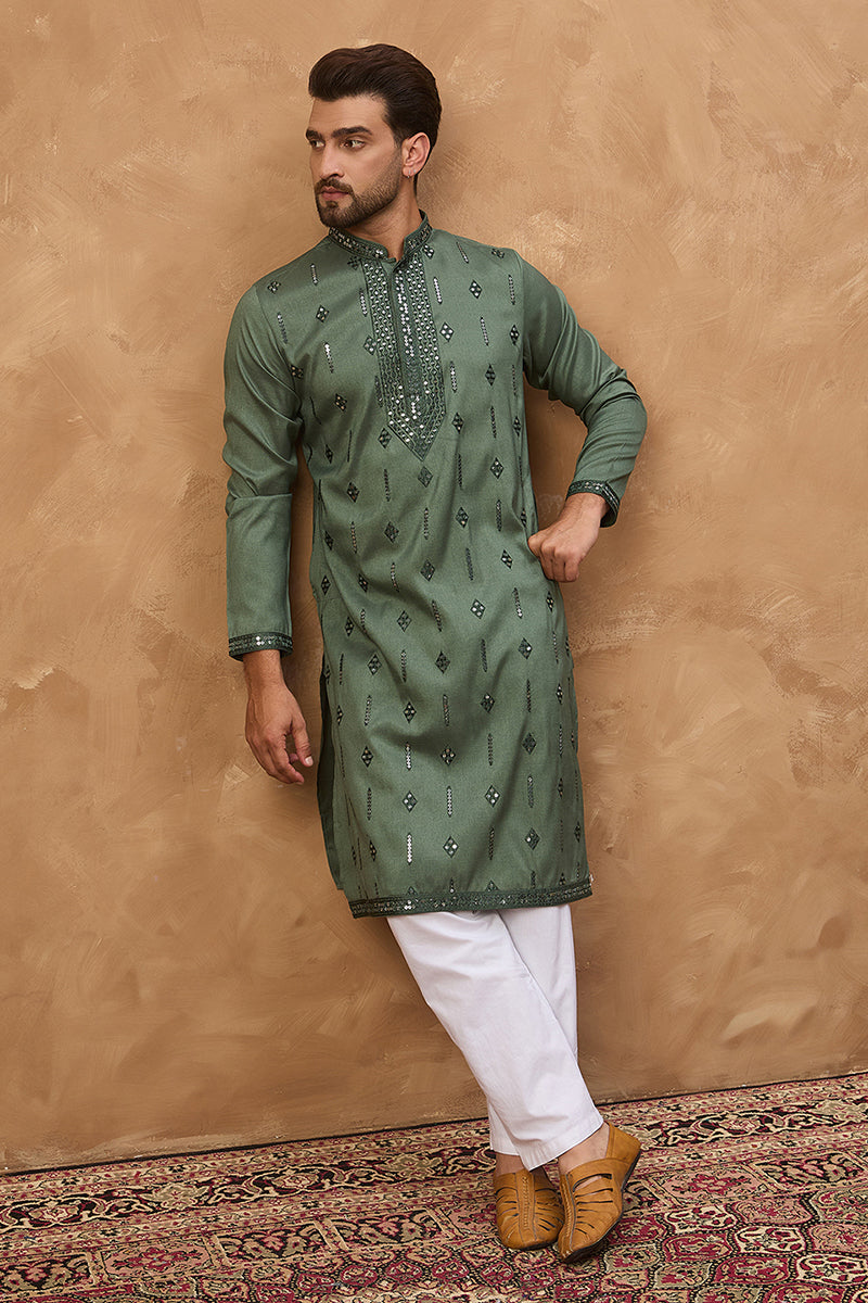 Green Silk Blend Solid Embroidered Straight Kurta