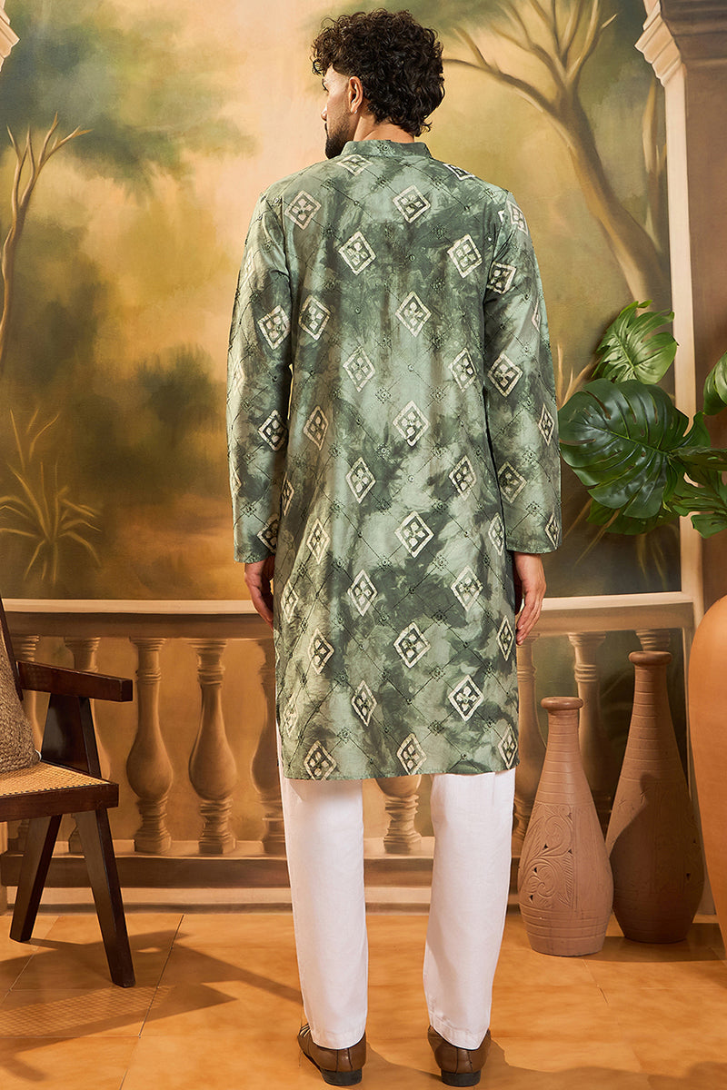 Green Silk Blend Embroidered Straight Kurta