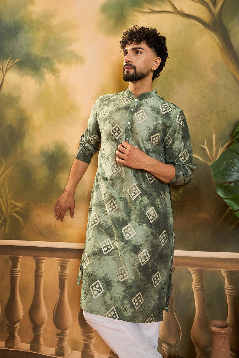 Green Silk Blend Embroidered Straight Kurta