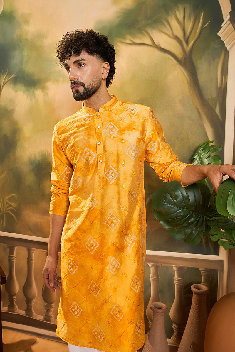 Yellow Silk Blend Embroidered Straight Kurta