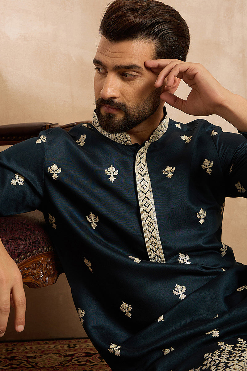 Navy Blue Polyester Solid Embroidered Straight Kurta MKU1810