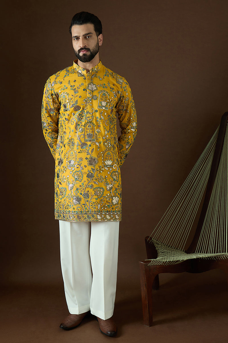 Yellow Georgette Solid Embroidered Straight Kurta