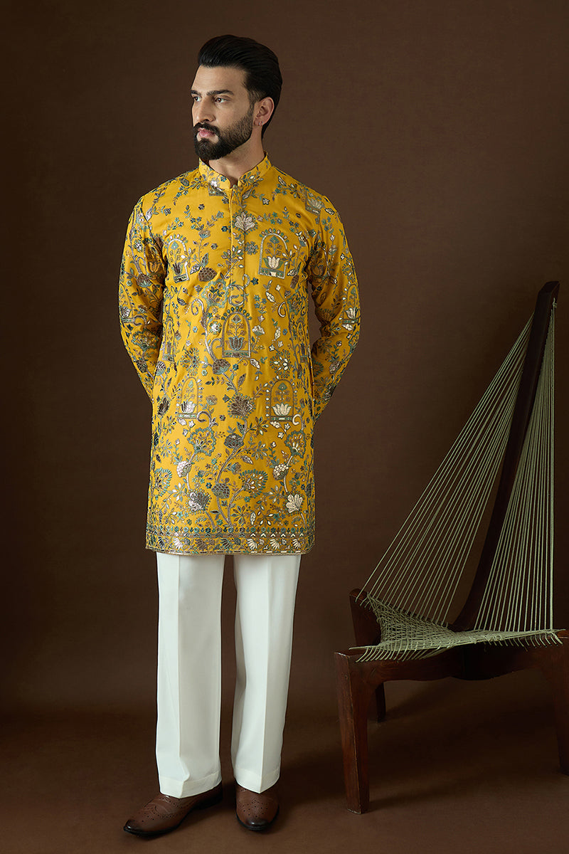 Yellow Georgette Solid Embroidered Straight Kurta