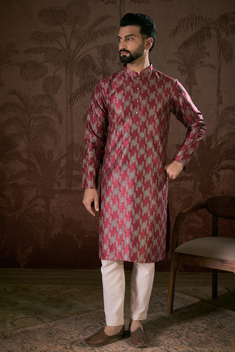 Maroon Silk Blend Chevron Printed Straight Kurta