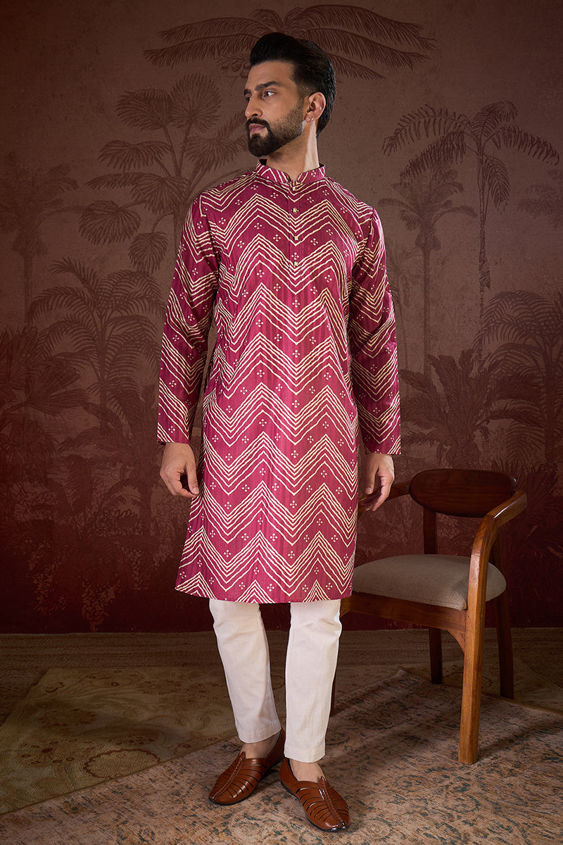 Magenta Silk Blend Chevron Printed Straight Kurta MKU1940