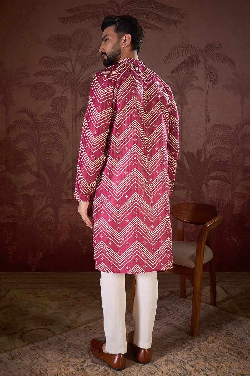 Magenta Silk Blend Chevron Printed Straight Kurta MKU1940