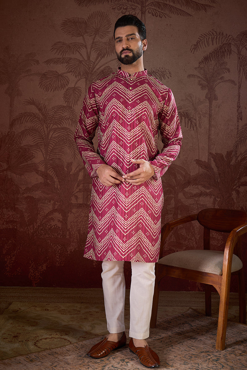 Magenta Silk Blend Chevron Printed Straight Kurta