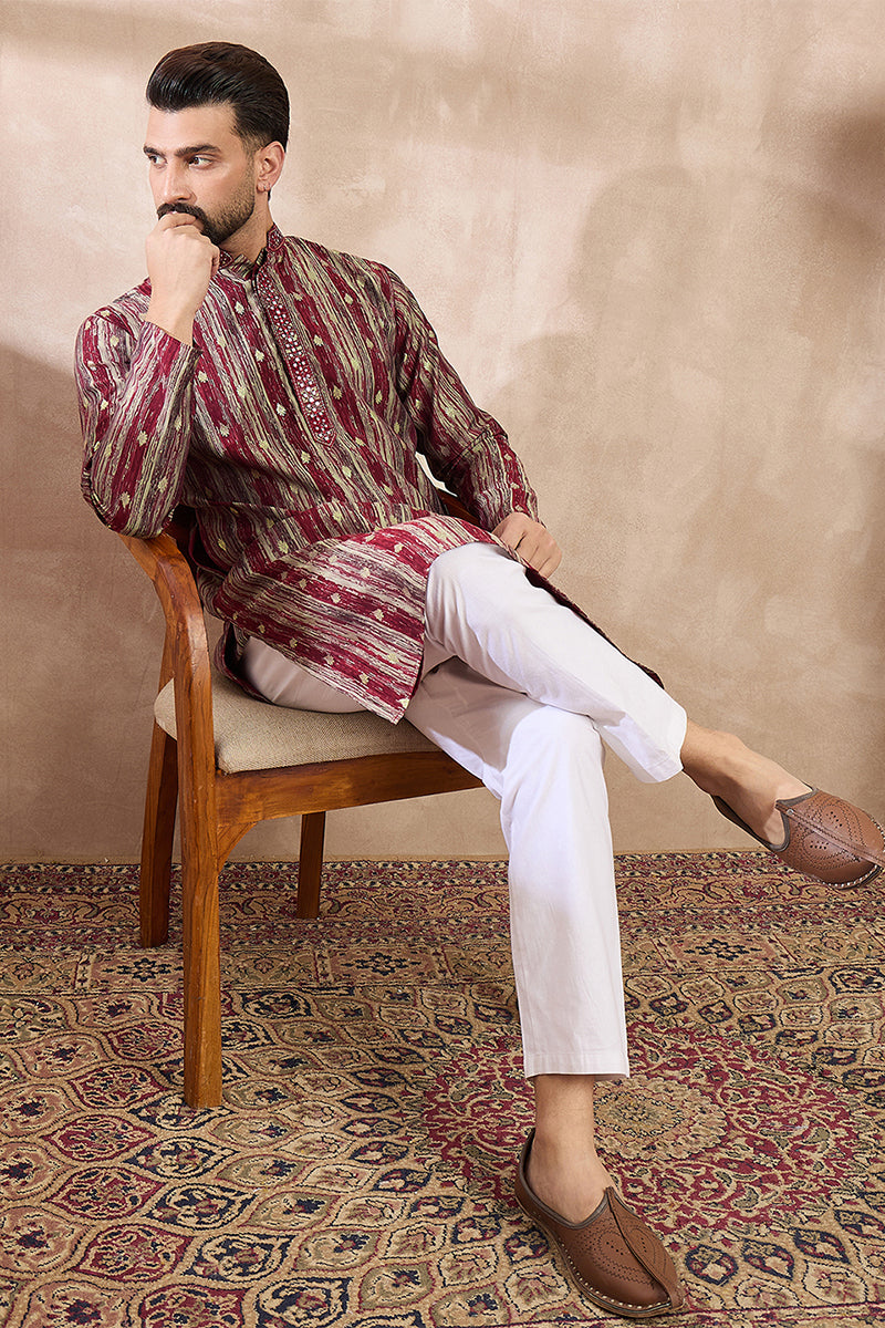 Maroon Silk Blend Abstract Printed Straight Kurta With Trouser