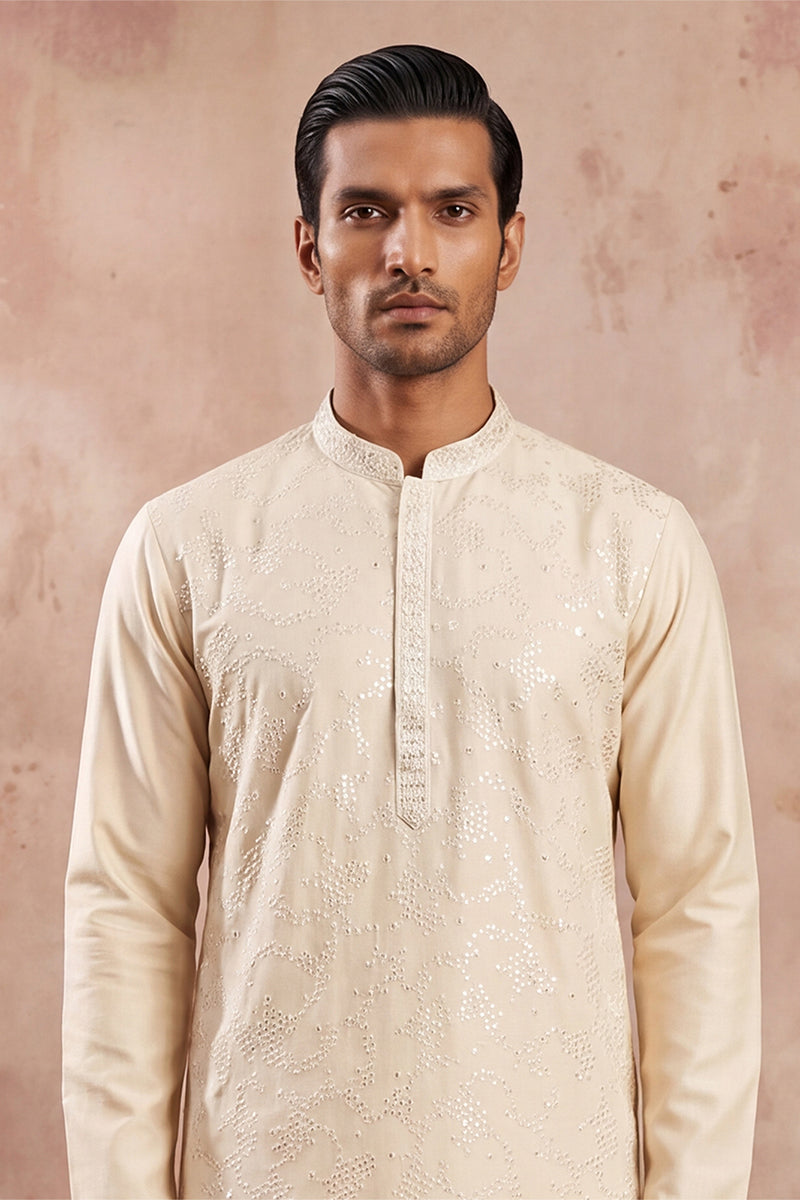 Men Off White Silk Blend Embroidered Straight Kurta MKU2129