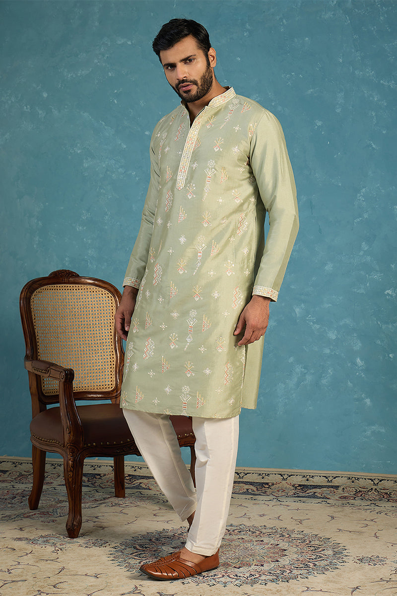 Mens Green Silk Blend Solid Embroidered Kurta MKU2153