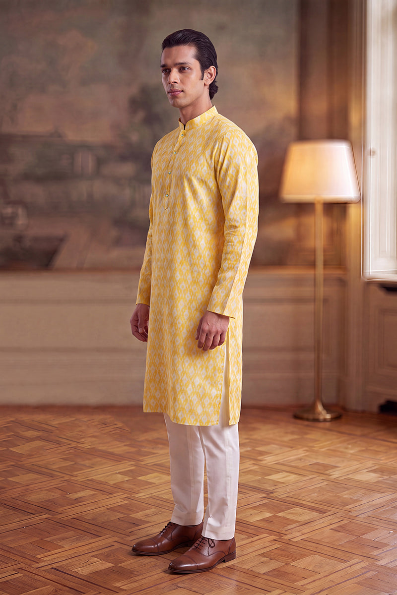 Mens Yellow Linen Ikkat Print Regular Kurta MKU2429
