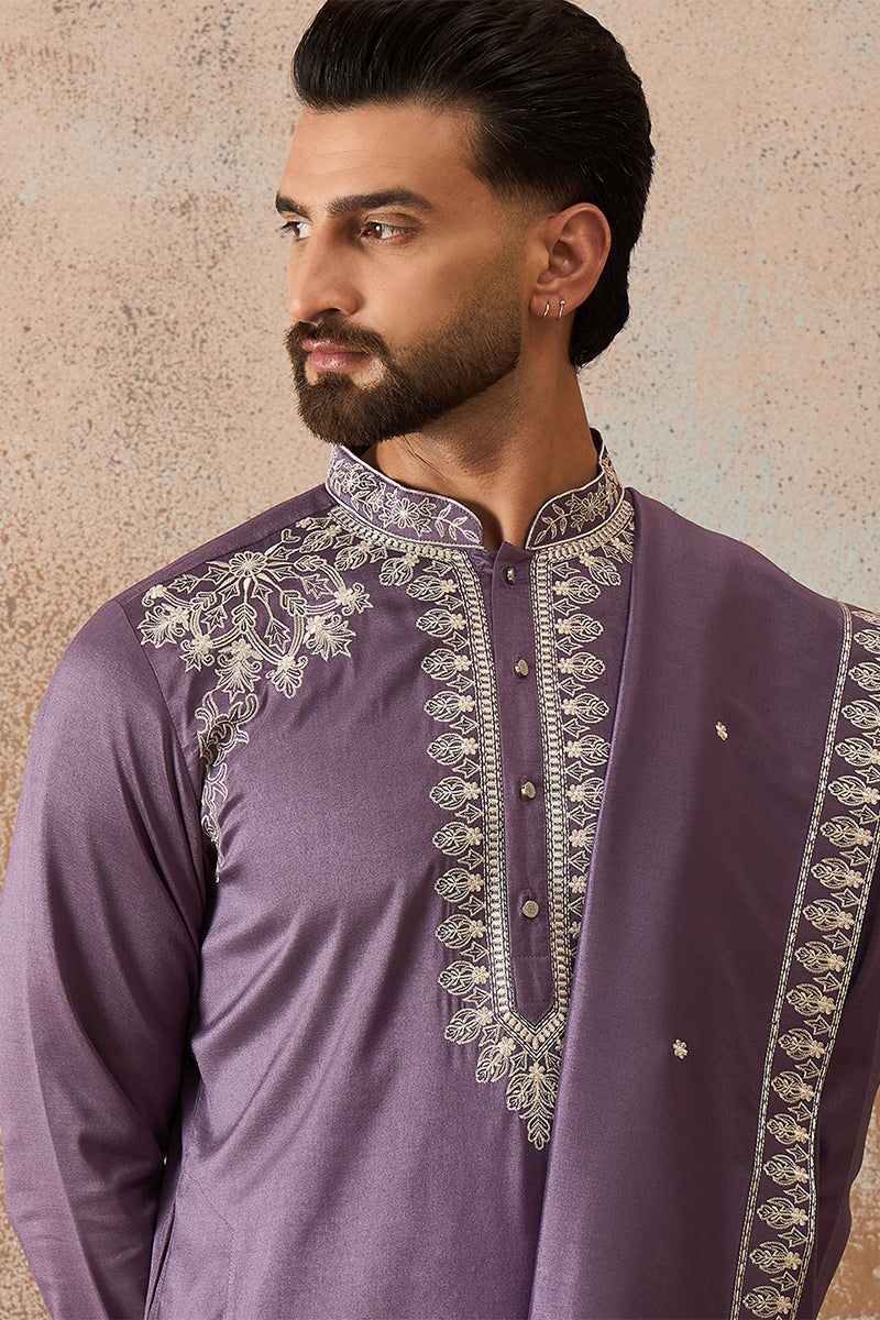 Mens Lavender Silk Blend Solid Embroidered Kurta & Trouser With Dupatta MKPD1009