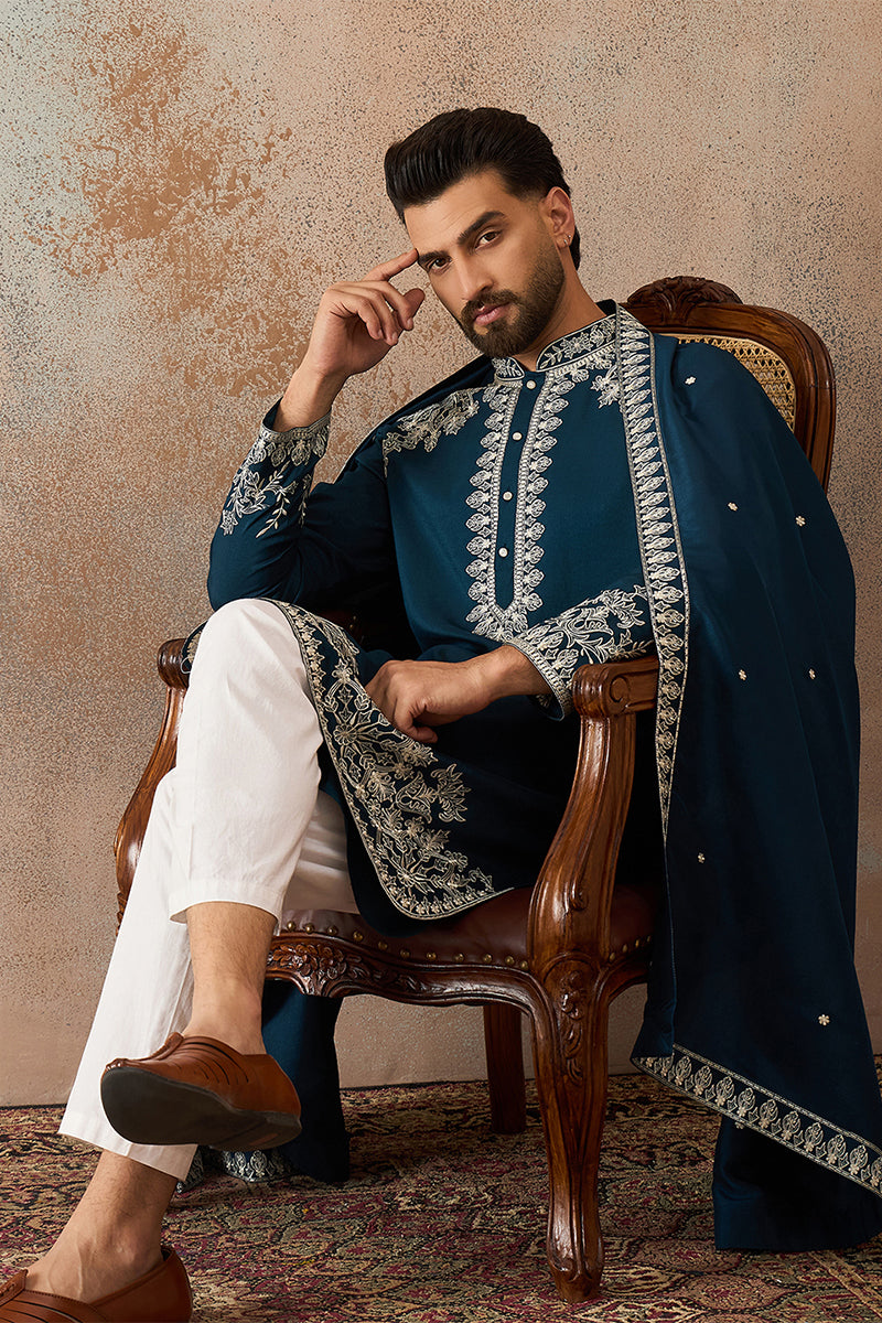 Mens Blue Silk Blend Solid Embroidered Kurta With Dupatta