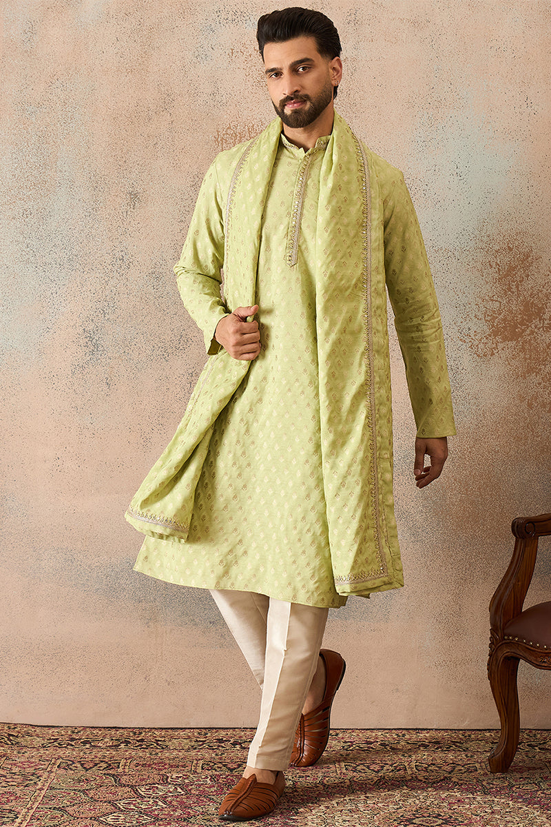 Men Green Jacquard Woven Design Floral Straight Kurta with Dupatta MKUD1018