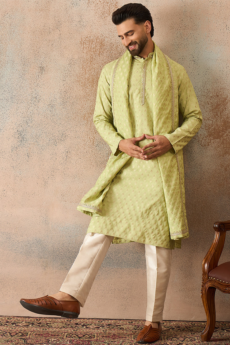 Men Green Jacquard Woven Design Floral Straight Kurta with Dupatta