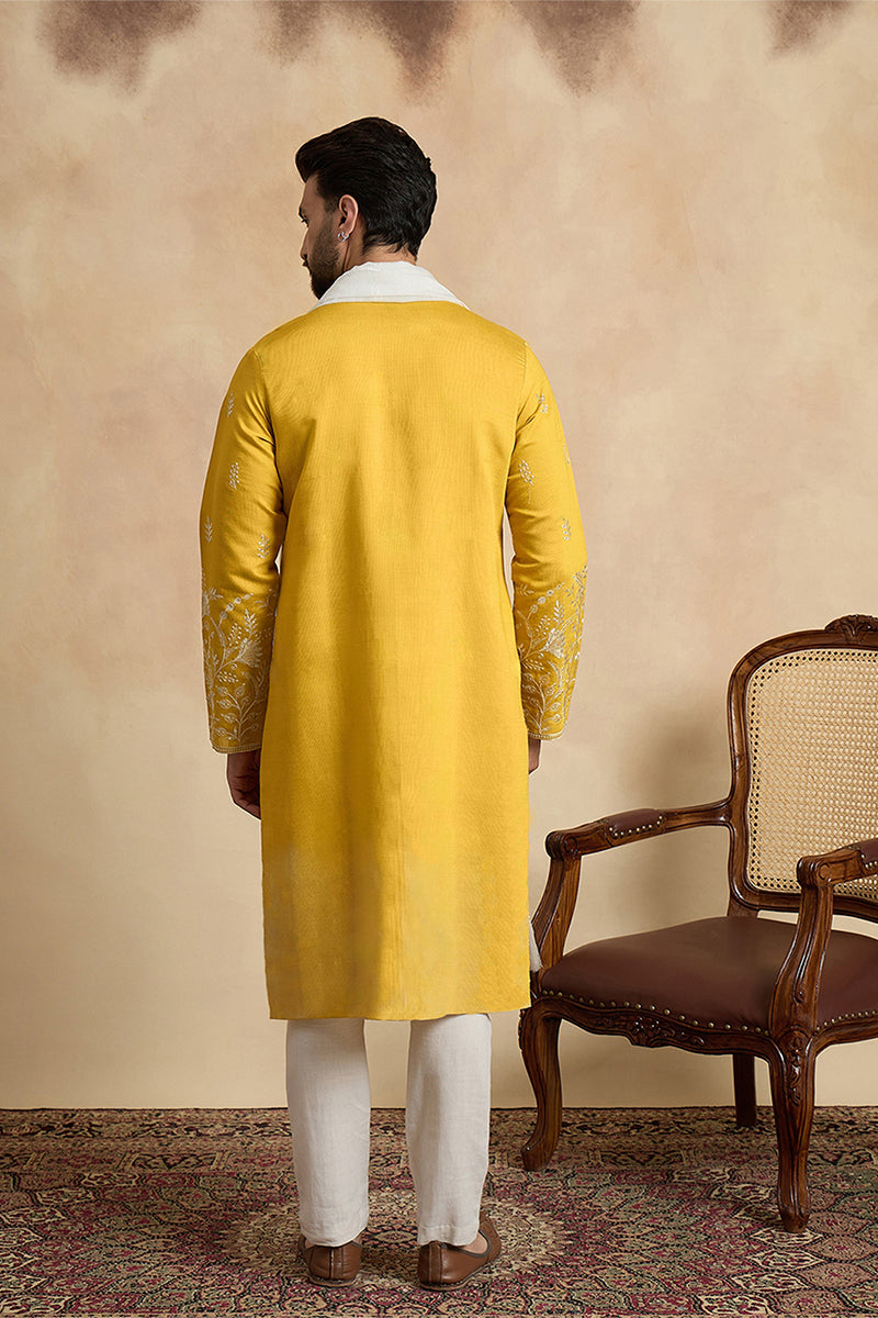 ethnic-bay-men-yellow-chanderi-silk-solid-embroidered-straight-kurta-with-dupatta-mkud1314