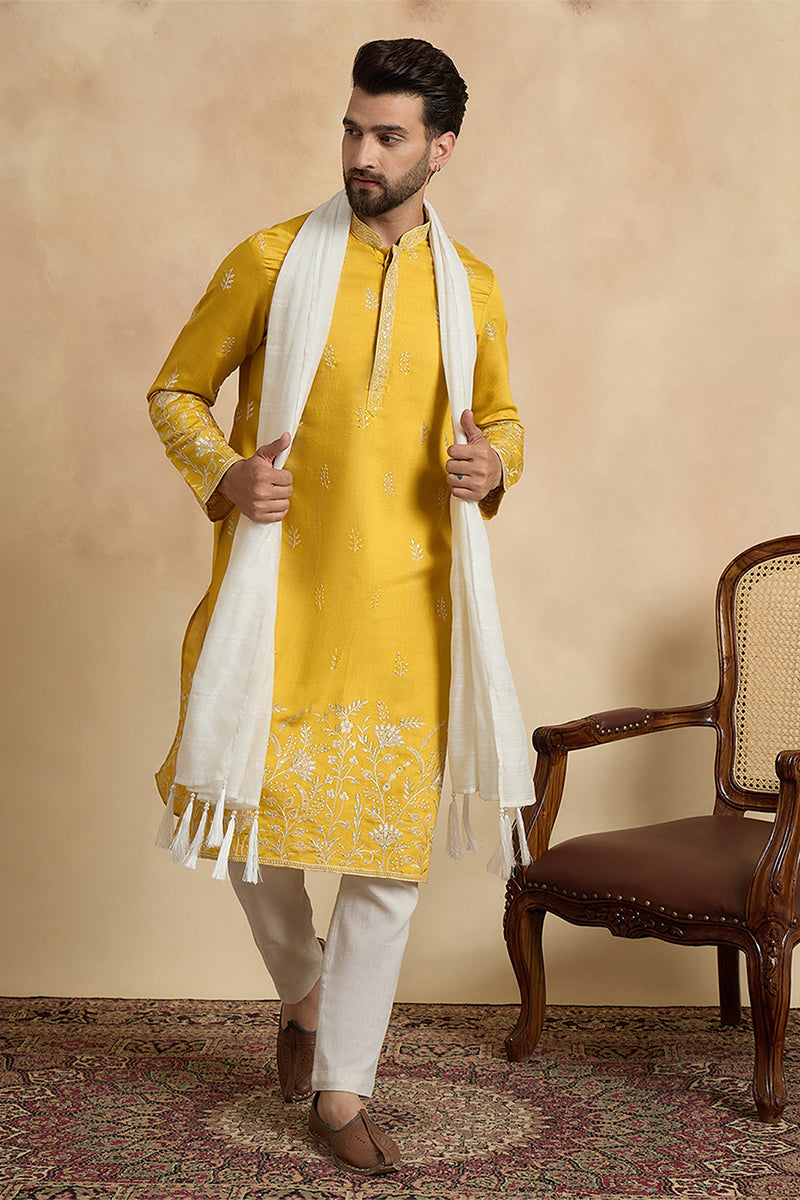 ethnic-bay-men-yellow-chanderi-silk-solid-embroidered-straight-kurta-trouser-with-dupatta-mkpd1314
