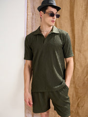 Men Olive Textured Relax Fit Polo T-Shirt With Shorts