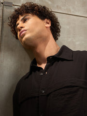 Men Black Facing Detail Relax Fit Shirt