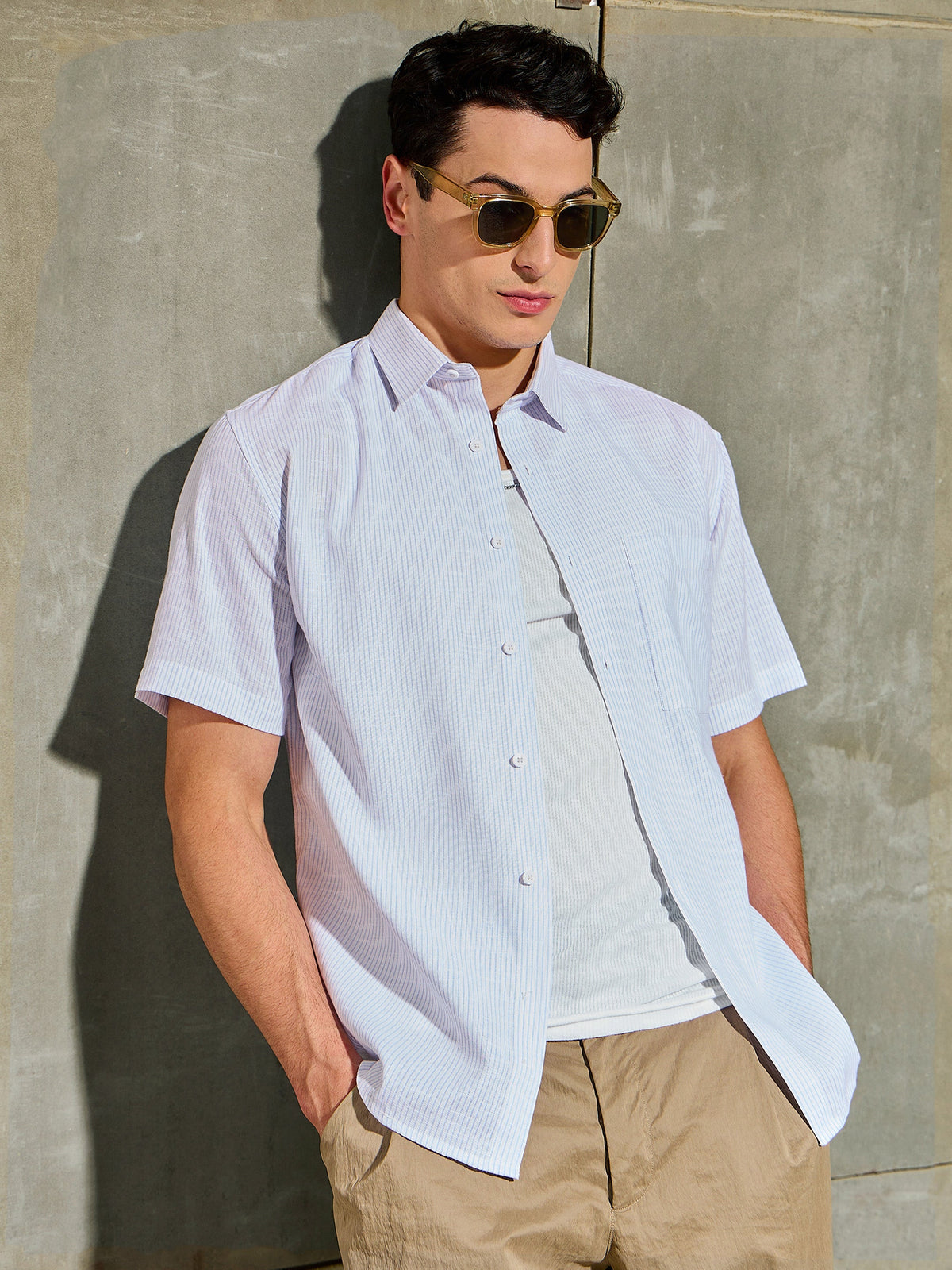 Men White & Blue Stripes Short Sleeve Shirt