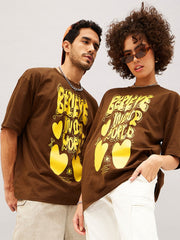 تي شيرت BELIEVE كبير الحجم بني اللون للجنسين